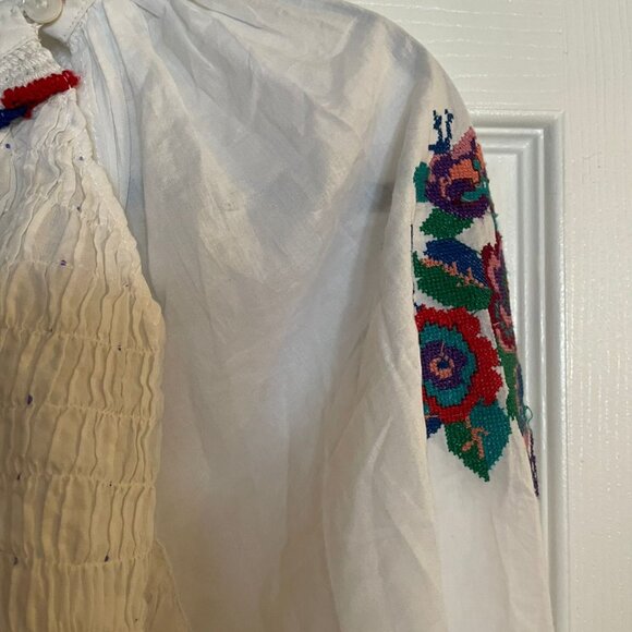 Love the Label Embroidery Algodon Blouse - Picture 7 of 8